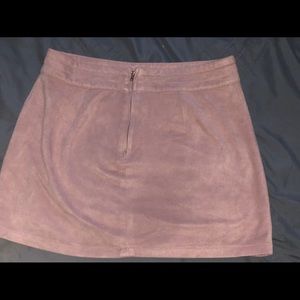 Kendall and Kylie Pale Pink Skirt💓